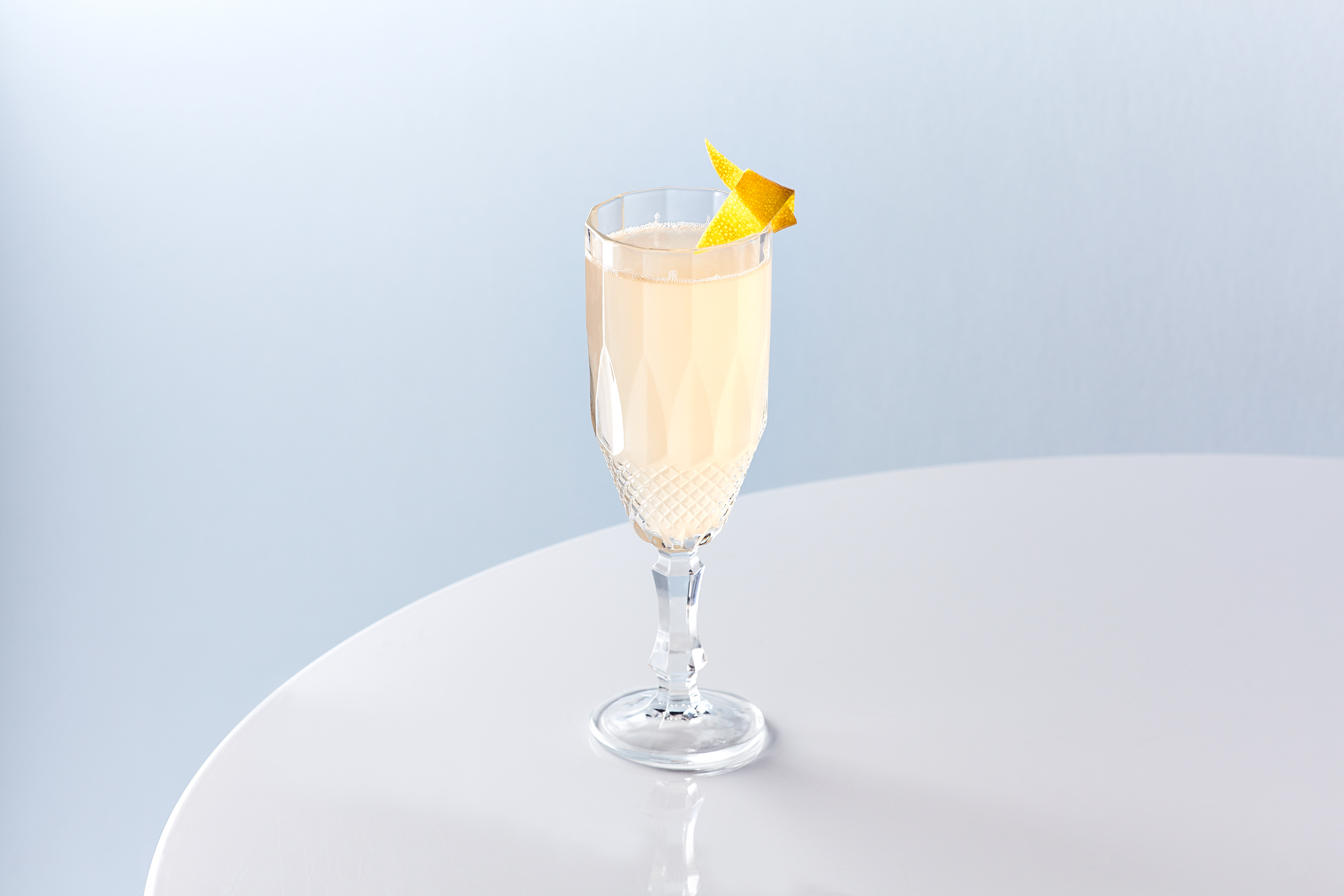 Grapefruit Sparkler Cocktail for Darnleys Gin, Wemyss Malts.