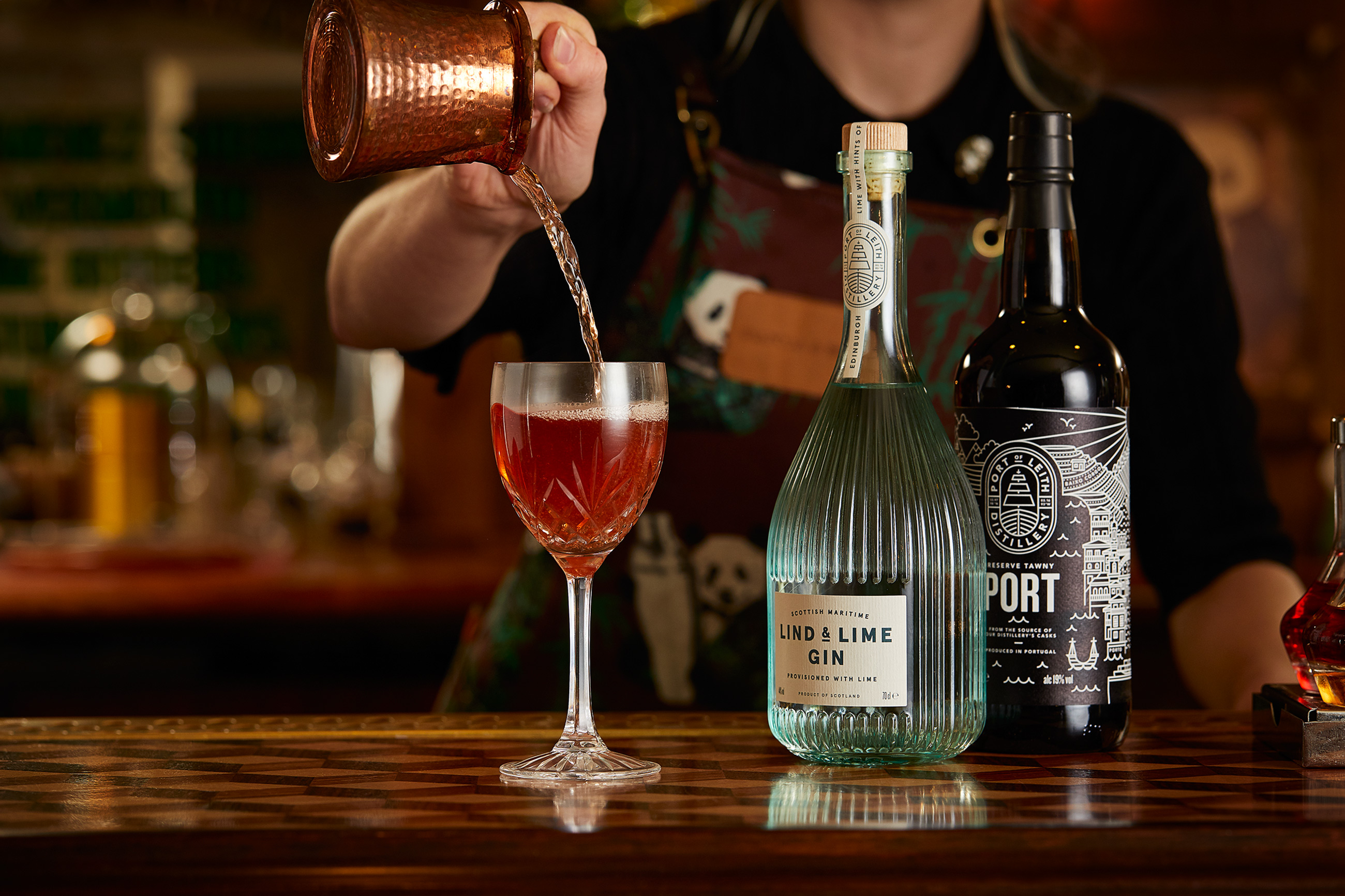 Hot Gin Punch Lind and Lime Gin at Panda and Sons. Edinburgh food and drink photographer, Alastair Ferrier.