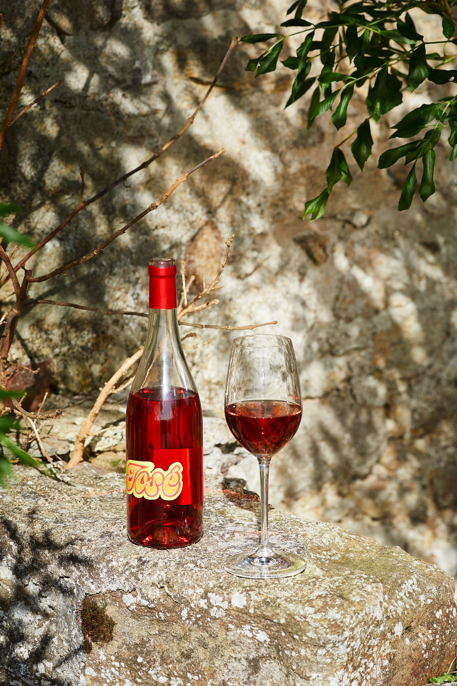 Jose Rose Wine and glass at De-Burgh Wine Merchants, Alastair Ferrier food and drink photographer