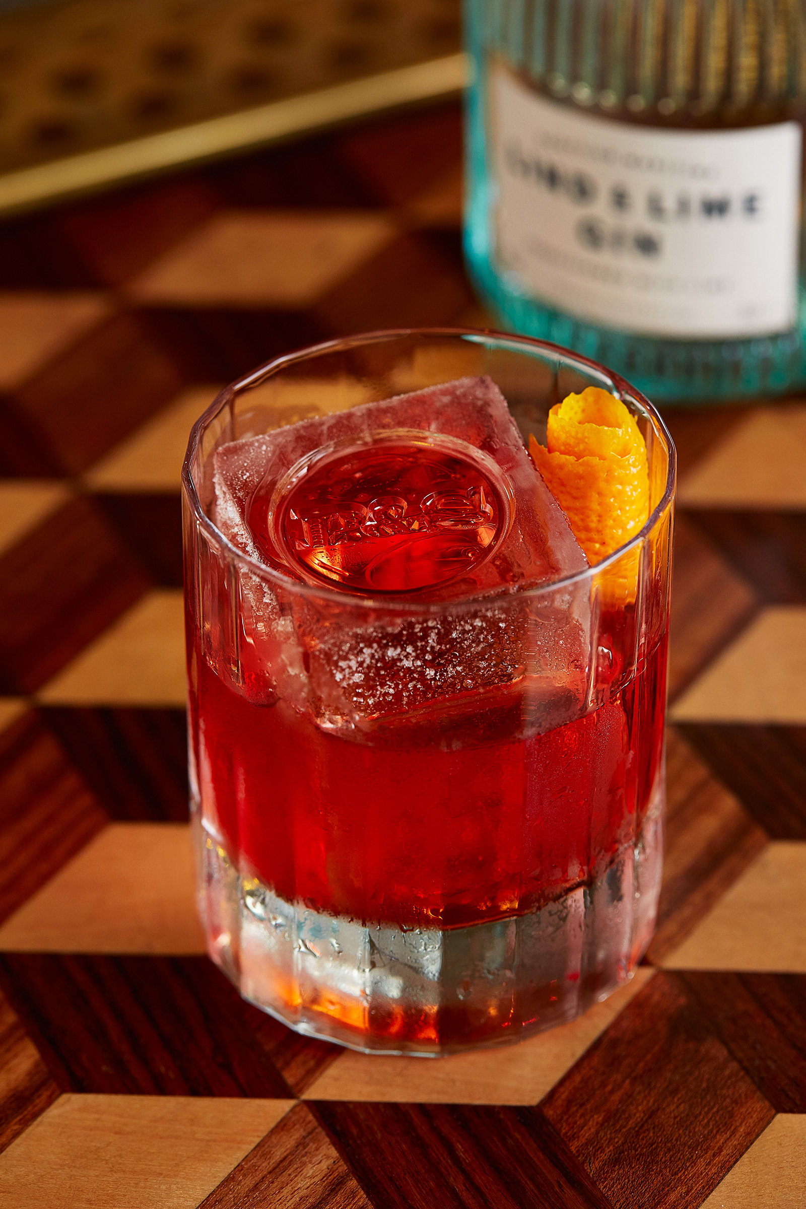 Negroni for Lind and Lime Gin at Panda and Sons. Alastair Ferrier, Edinburgh & Glasgow based drinks photographer.